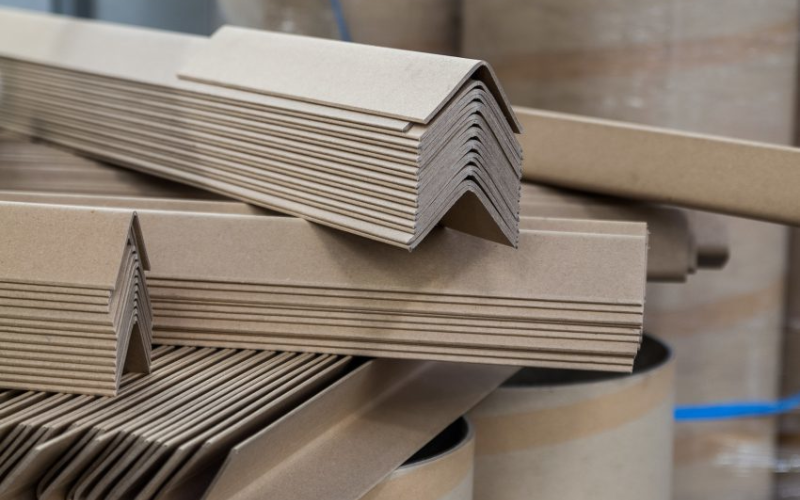 esquinero de cartón